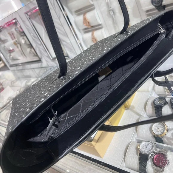 MICHAEL KORS Arden Large Printed Signature Logo Tote Bag - Picture 8 of 11